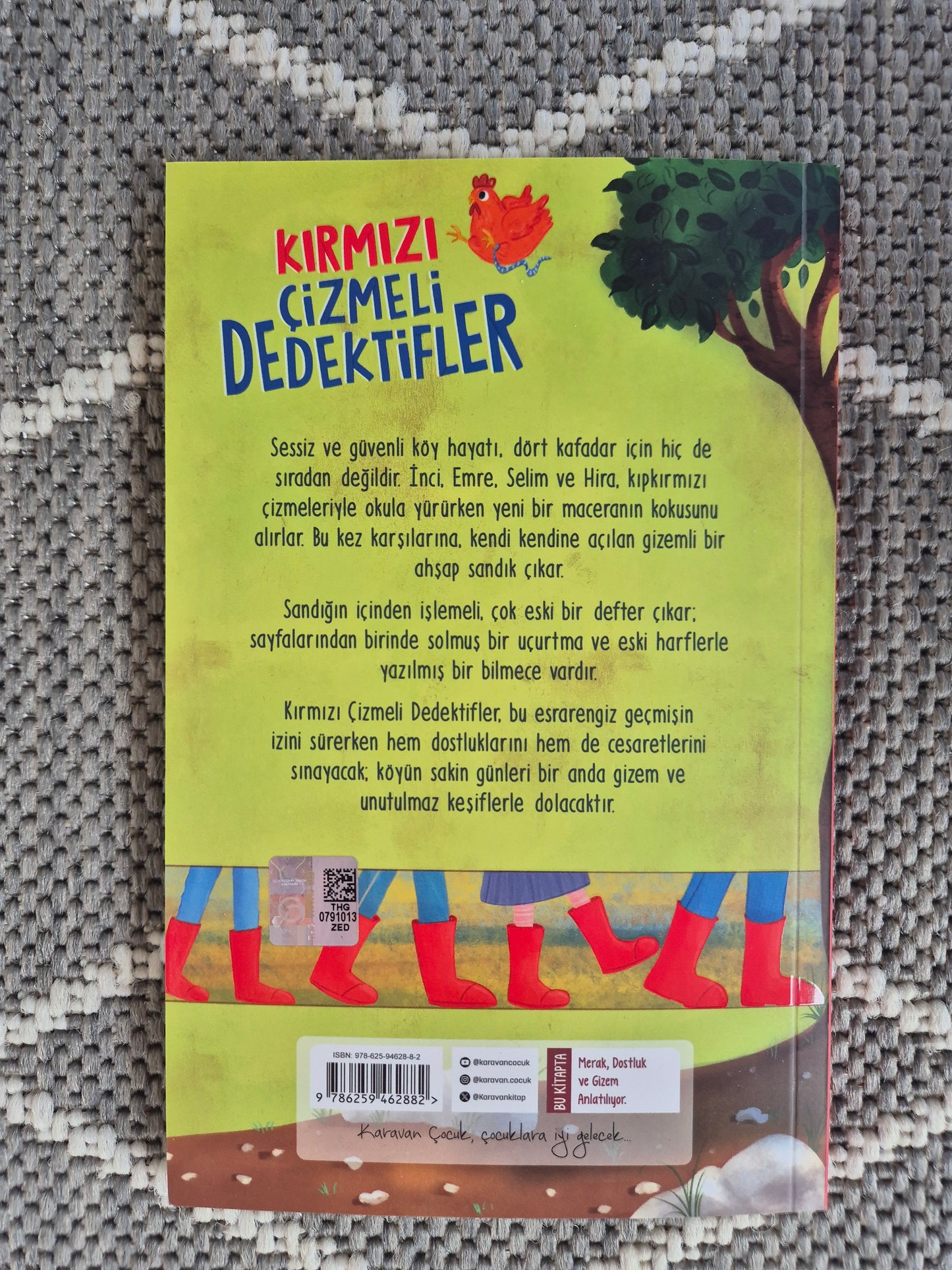 Kırmızı Çizmeli Dedektifler