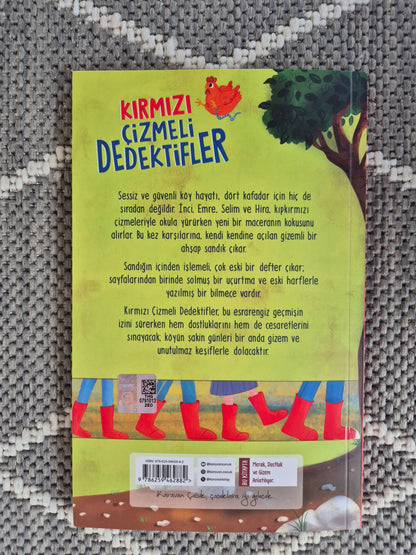 Kırmızı Çizmeli Dedektifler